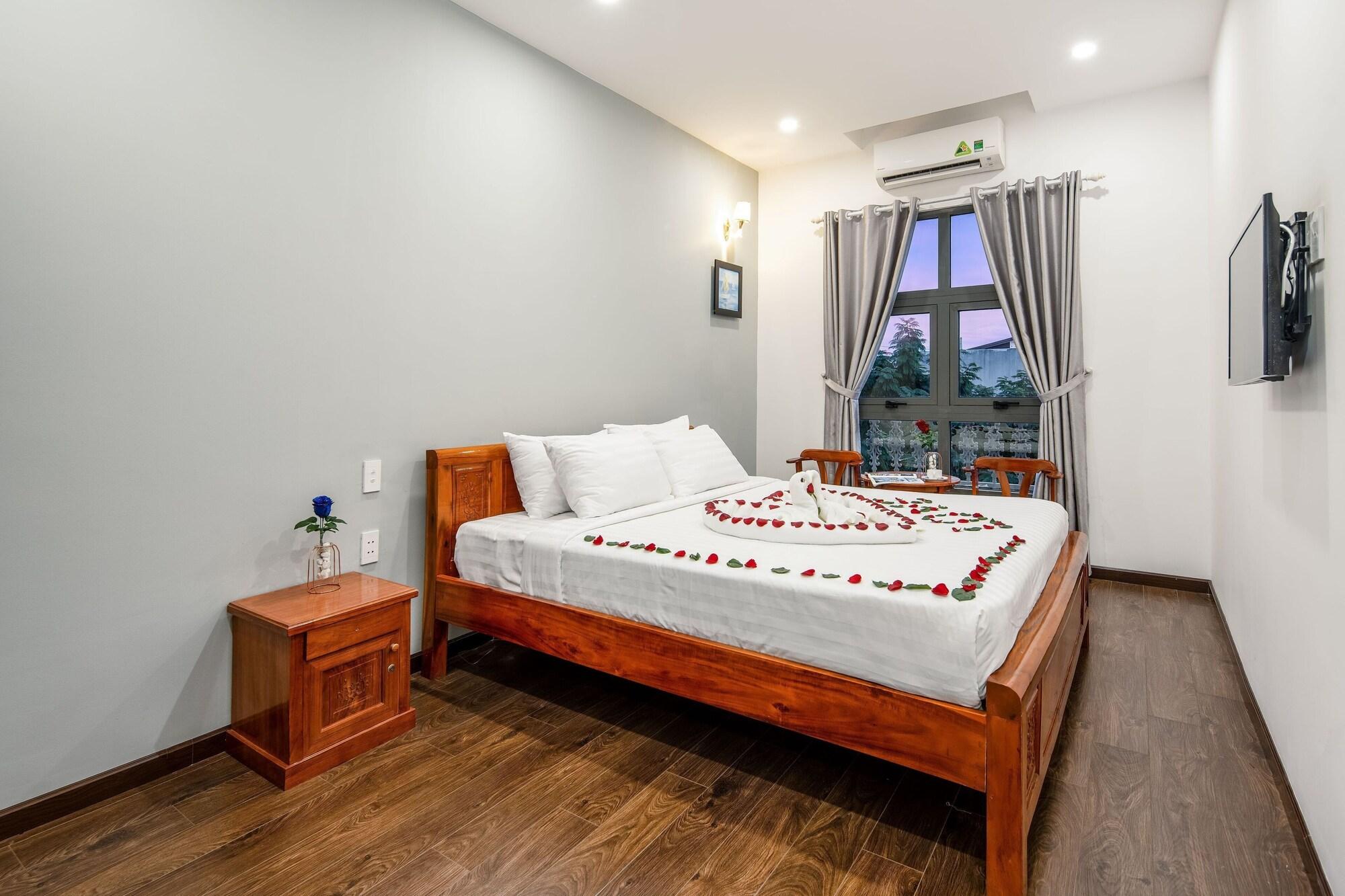 Bamboo Hotel 2*